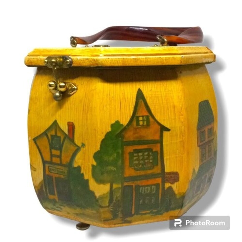 Vintage Octagonal Wooden Purse-Lucite Top Handle-Decoupaged Town Village Scene